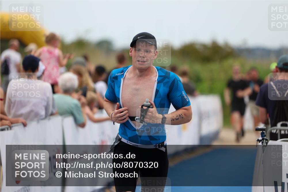 22.06.2025 - Viking Triathlon Michael Strokosch http://msf.ph/oto/8070320 22.06.2025 15:24:39 Ziel 298 meine-sportfotos.de