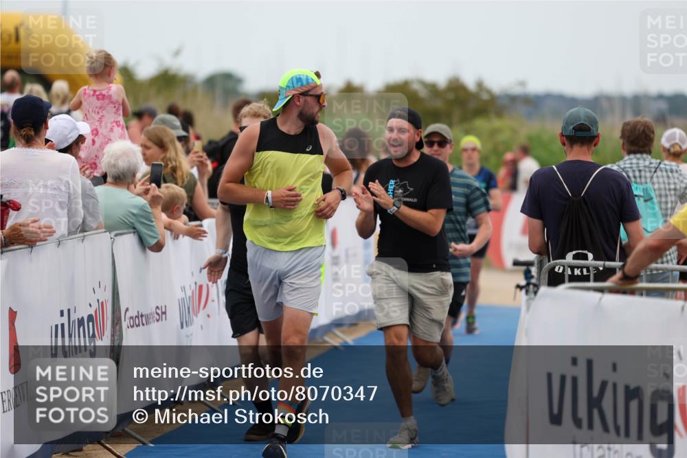22.06.2025 - Viking Triathlon Michael Strokosch http://msf.ph/oto/8070347 22.06.2025 15:24:45 Ziel 210, 607 meine-sportfotos.de