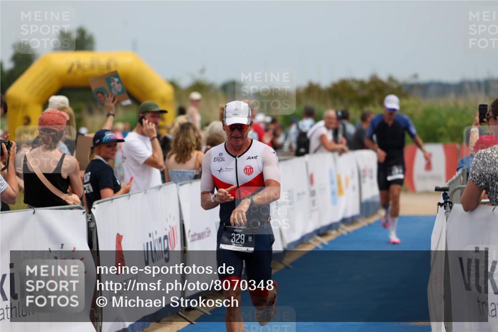 22.06.2025 - Viking Triathlon Michael Strokosch http://msf.ph/oto/8070348 22.06.2025 14:53:45 Ziel 329 meine-sportfotos.de