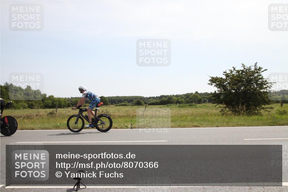 22.06.2025 - Viking Triathlon Yannick Fuchs http://msf.ph/oto/8070366 22.06.2025 11:41:33 Radfahren 1, 47, 60, 70, 303, 387, 452, 455, 620 meine-sportfotos.de