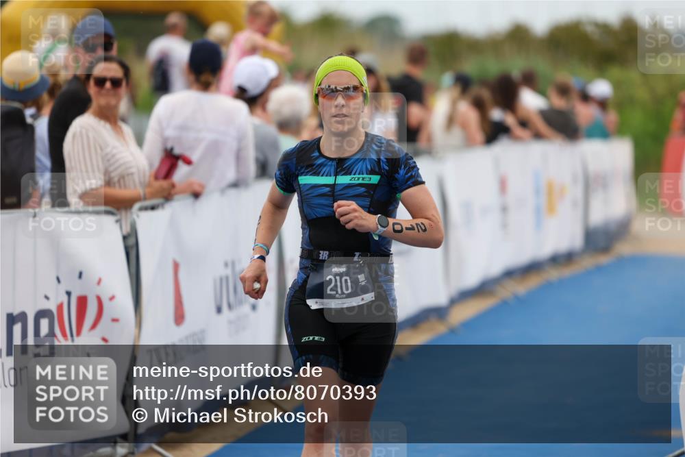 22.06.2025 - Viking Triathlon Michael Strokosch http://msf.ph/oto/8070393 22.06.2025 15:24:50 Ziel 210, 607 meine-sportfotos.de