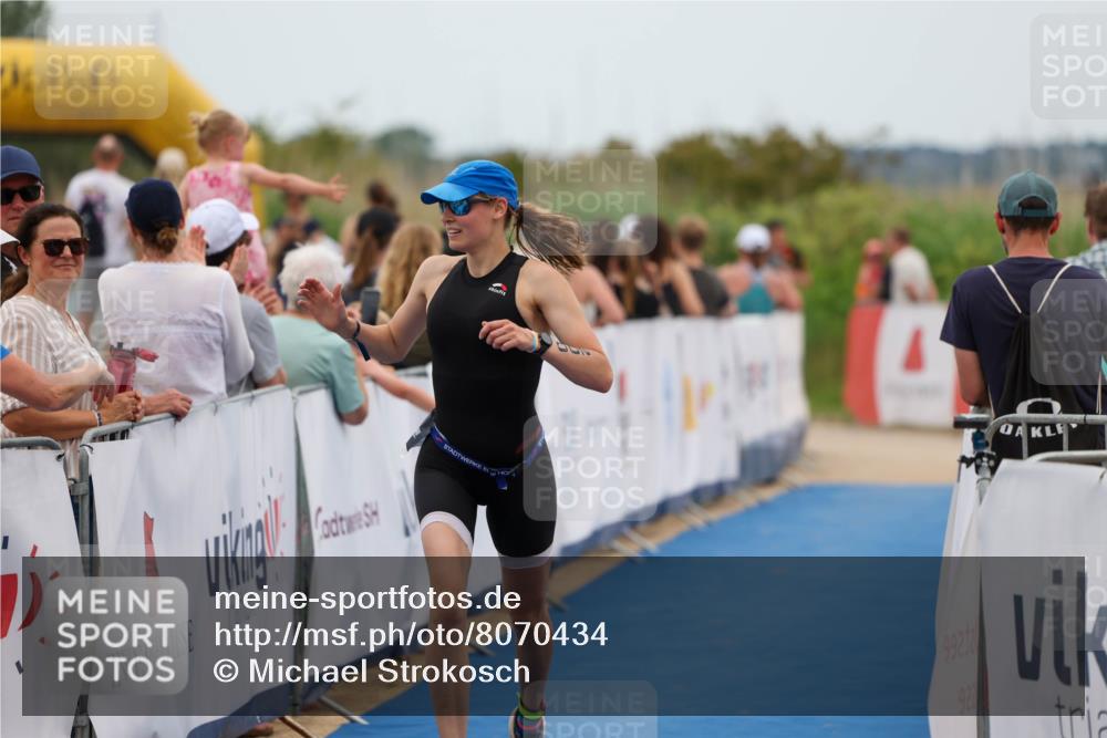 22.06.2025 - Viking Triathlon Michael Strokosch http://msf.ph/oto/8070434 22.06.2025 15:24:57 Ziel 200 meine-sportfotos.de