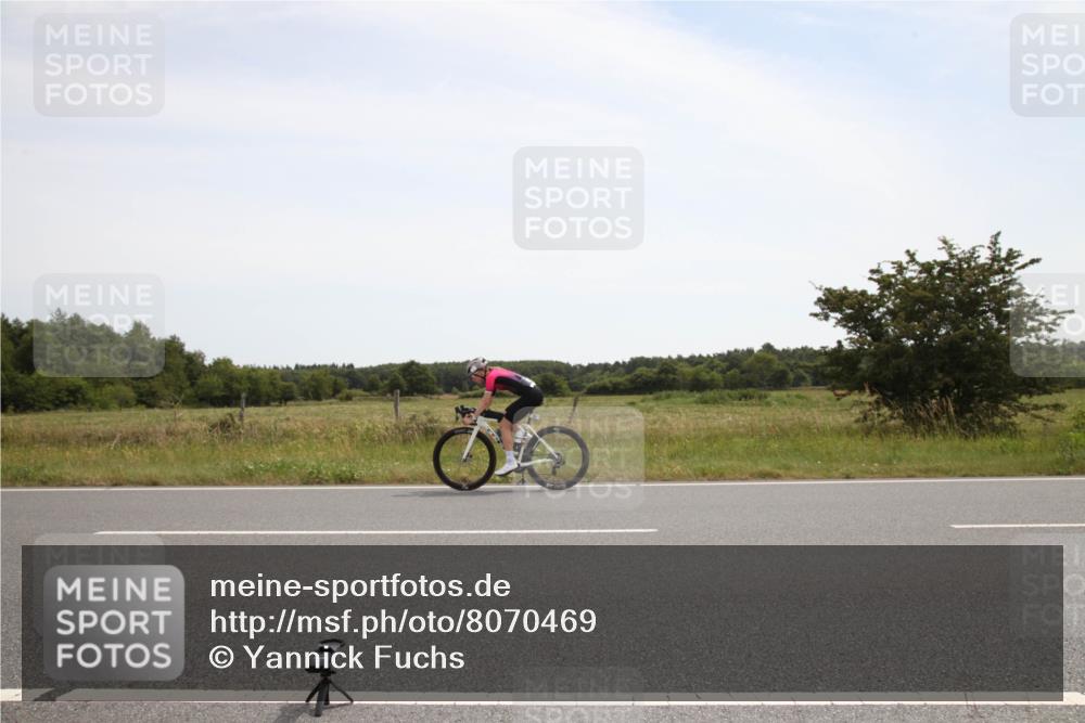 22.06.2025 - Viking Triathlon Yannick Fuchs http://msf.ph/oto/8070469 22.06.2025 12:18:03 Radfahren 87, 193, 435, 450, 472 meine-sportfotos.de