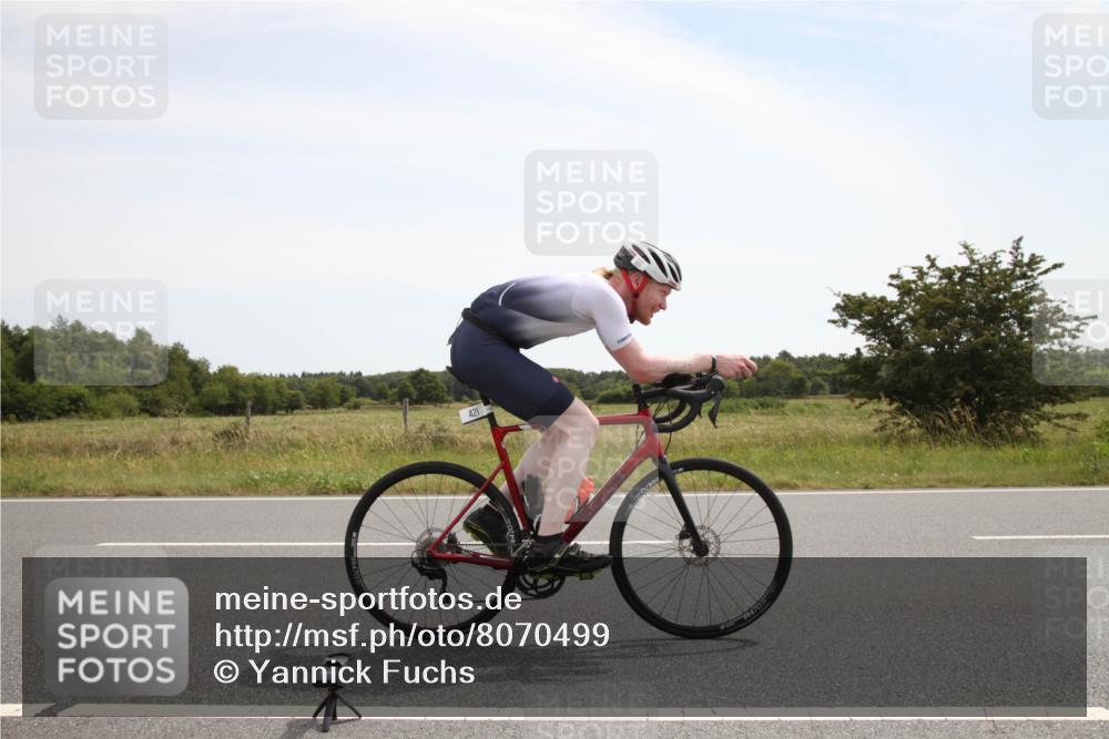 22.06.2025 - Viking Triathlon Yannick Fuchs http://msf.ph/oto/8070499 22.06.2025 12:18:36 Radfahren 12, 421, 470 meine-sportfotos.de