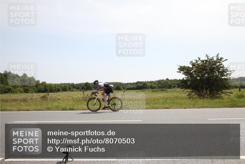 22.06.2025 - Viking Triathlon Yannick Fuchs http://msf.ph/oto/8070503 22.06.2025 11:42:16 Radfahren 88, 161, 547 meine-sportfotos.de