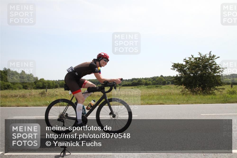 22.06.2025 - Viking Triathlon Yannick Fuchs http://msf.ph/oto/8070548 22.06.2025 11:42:45 Radfahren 102, 365, 425 meine-sportfotos.de