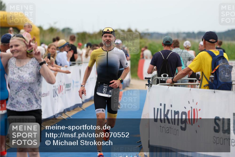 22.06.2025 - Viking Triathlon Michael Strokosch http://msf.ph/oto/8070552 22.06.2025 15:25:25 Ziel 91, 394 meine-sportfotos.de