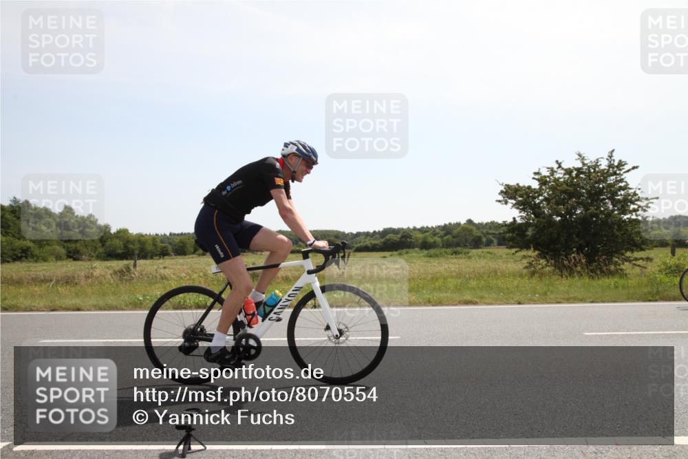 22.06.2025 - Viking Triathlon Yannick Fuchs http://msf.ph/oto/8070554 22.06.2025 11:42:47 Radfahren 102, 365, 425 meine-sportfotos.de