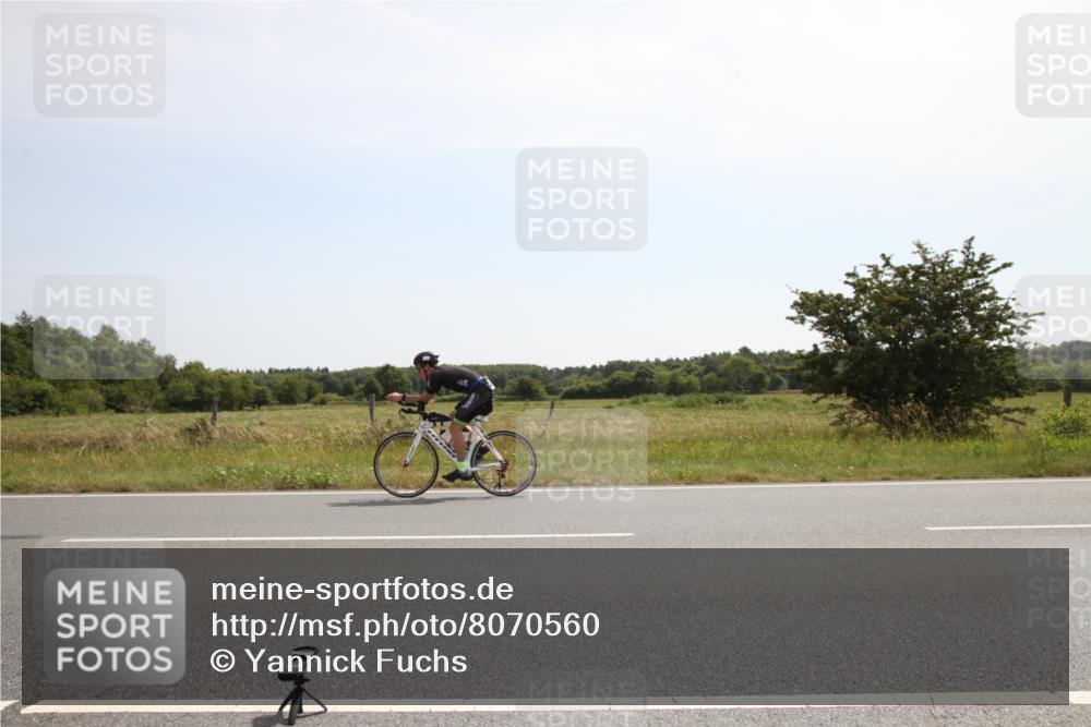 22.06.2025 - Viking Triathlon Yannick Fuchs http://msf.ph/oto/8070560 22.06.2025 11:42:48 Radfahren 74, 102, 365, 425 meine-sportfotos.de
