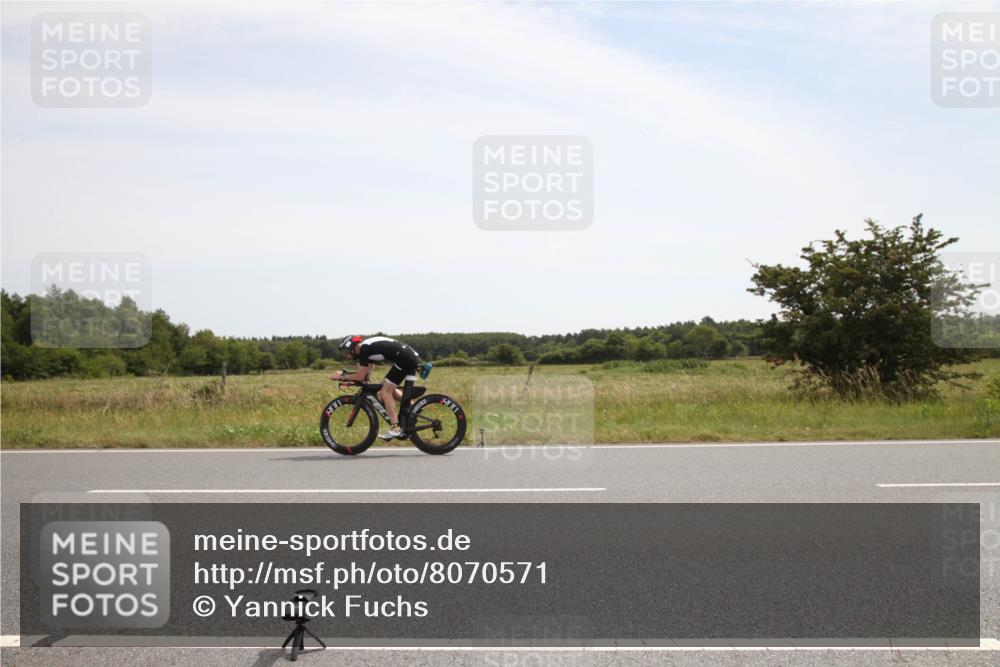22.06.2025 - Viking Triathlon Yannick Fuchs http://msf.ph/oto/8070571 22.06.2025 12:19:14 Radfahren 7 meine-sportfotos.de