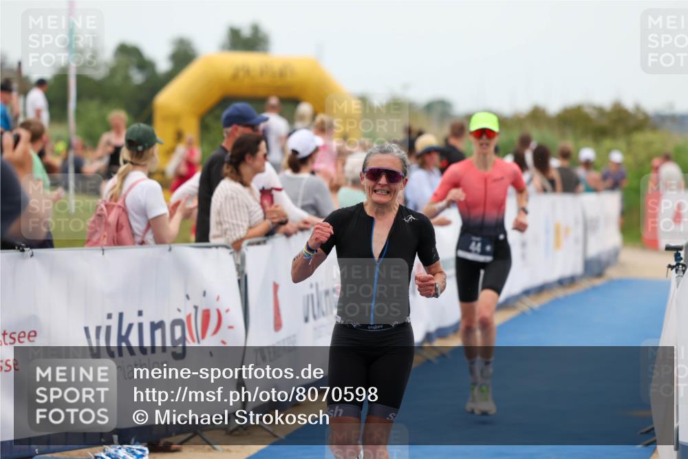 22.06.2025 - Viking Triathlon Michael Strokosch http://msf.ph/oto/8070598 22.06.2025 15:25:57 Ziel 22, 44, 343 meine-sportfotos.de