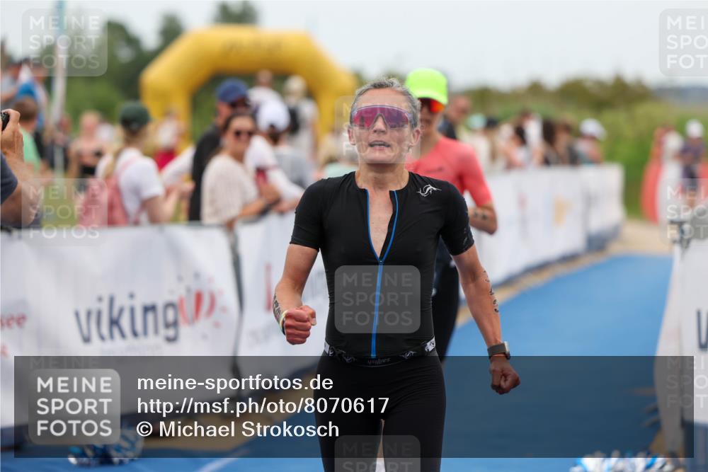 22.06.2025 - Viking Triathlon Michael Strokosch http://msf.ph/oto/8070617 22.06.2025 15:25:58 Ziel 22, 44, 343 meine-sportfotos.de