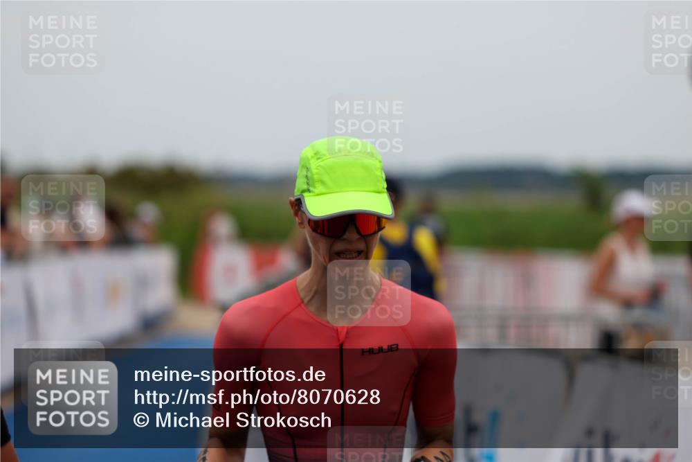 22.06.2025 - Viking Triathlon Michael Strokosch http://msf.ph/oto/8070628 22.06.2025 15:25:59 Ziel 44, 343 meine-sportfotos.de