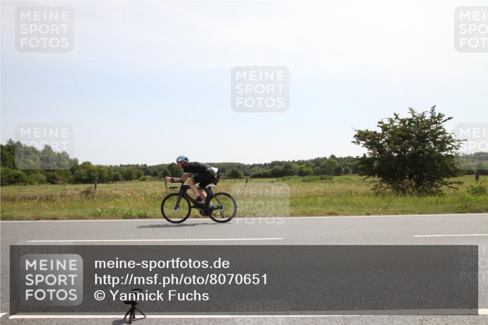 22.06.2025 - Viking Triathlon Yannick Fuchs http://msf.ph/oto/8070651 22.06.2025 11:43:14 Radfahren 21, 46, 157, 179, 334 meine-sportfotos.de