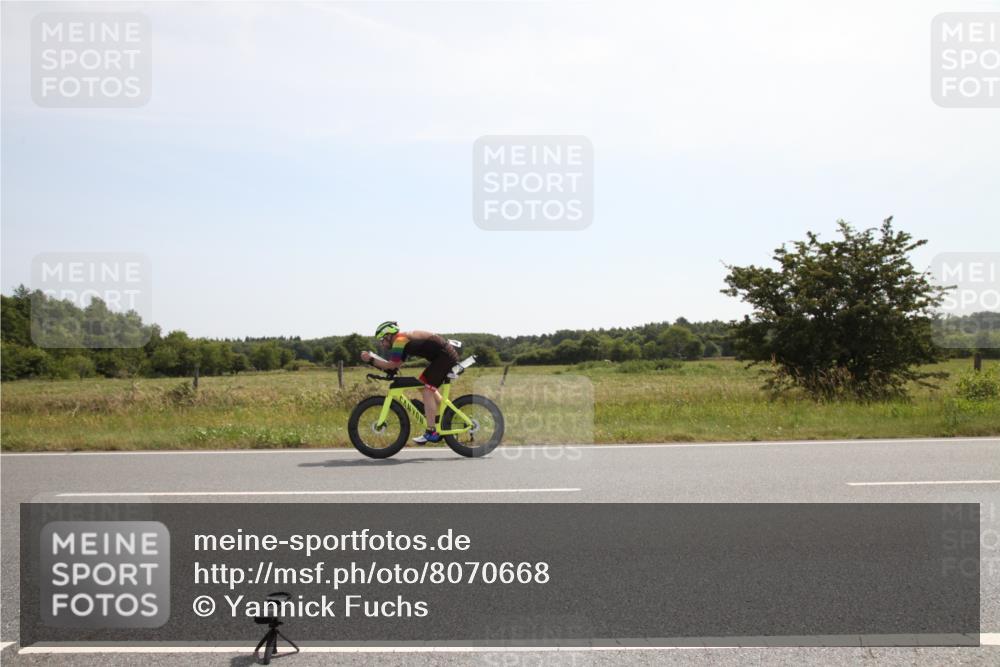 22.06.2025 - Viking Triathlon Yannick Fuchs http://msf.ph/oto/8070668 22.06.2025 11:43:17 Radfahren 46, 179, 215, 334 meine-sportfotos.de