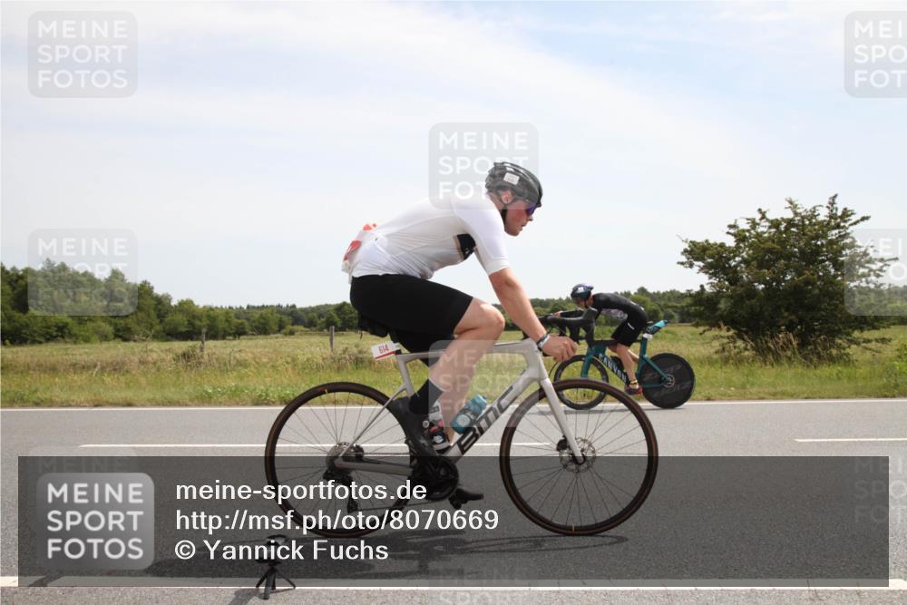 22.06.2025 - Viking Triathlon Yannick Fuchs http://msf.ph/oto/8070669 22.06.2025 12:20:07 Radfahren 146, 438, 611, 614 meine-sportfotos.de