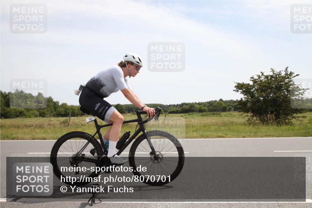 22.06.2025 - Viking Triathlon Yannick Fuchs http://msf.ph/oto/8070701 22.06.2025 12:20:15 Radfahren 83, 115, 356 meine-sportfotos.de
