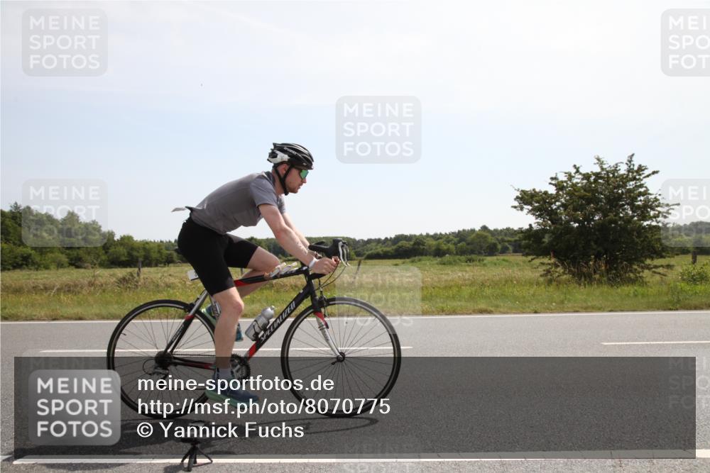 22.06.2025 - Viking Triathlon Yannick Fuchs http://msf.ph/oto/8070775 22.06.2025 11:44:02 Radfahren 6, 31, 396 meine-sportfotos.de