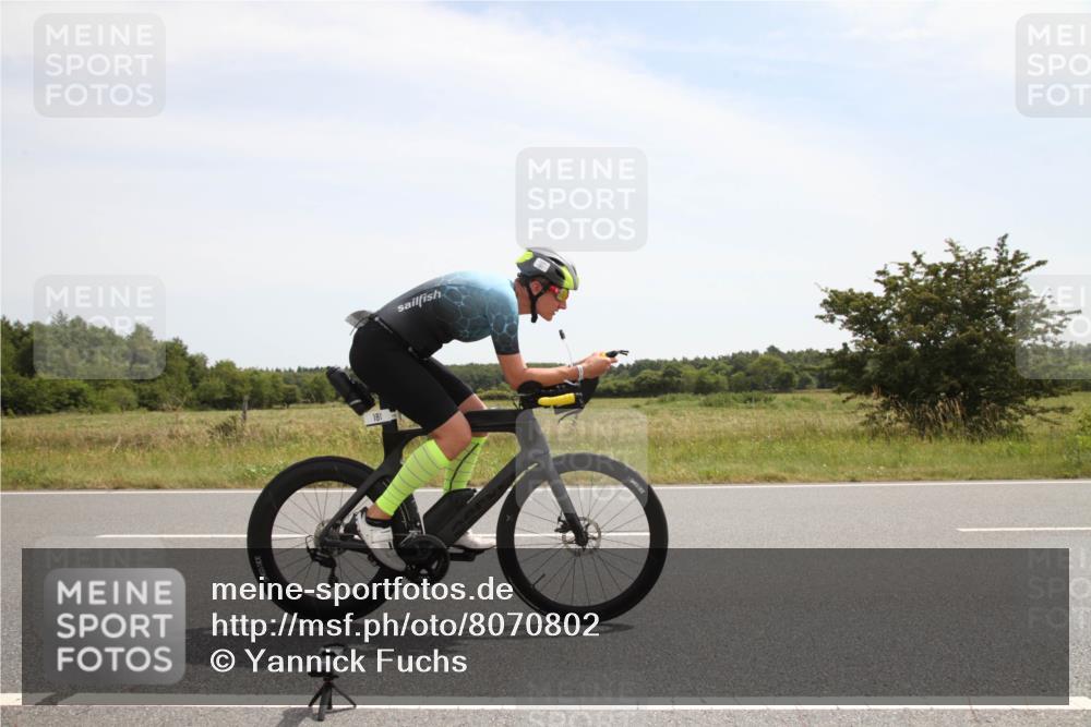 22.06.2025 - Viking Triathlon Yannick Fuchs http://msf.ph/oto/8070802 22.06.2025 12:20:48 Radfahren 25, 43, 128, 181, 374, 388, 499, 654 meine-sportfotos.de