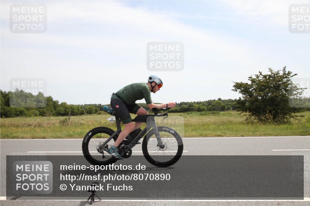 22.06.2025 - Viking Triathlon Yannick Fuchs http://msf.ph/oto/8070890 22.06.2025 12:21:30 Radfahren 147, 186, 236, 255, 327 meine-sportfotos.de