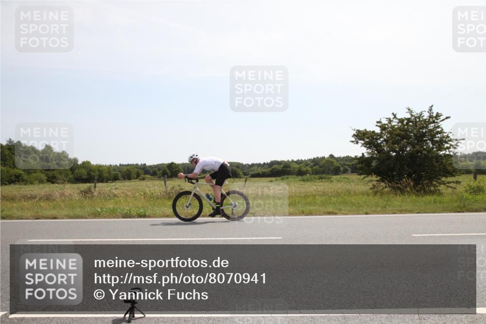 22.06.2025 - Viking Triathlon Yannick Fuchs http://msf.ph/oto/8070941 22.06.2025 11:45:23 Radfahren 178, 468, 526, 605, 658 meine-sportfotos.de