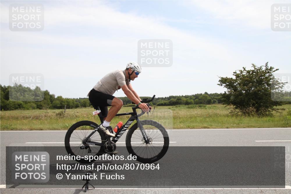 22.06.2025 - Viking Triathlon Yannick Fuchs http://msf.ph/oto/8070964 22.06.2025 12:22:42 Radfahren 135, 551, 644 meine-sportfotos.de