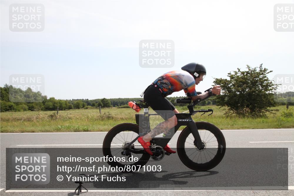 22.06.2025 - Viking Triathlon Yannick Fuchs http://msf.ph/oto/8071003 22.06.2025 11:46:00 Radfahren 90, 198, 401 meine-sportfotos.de