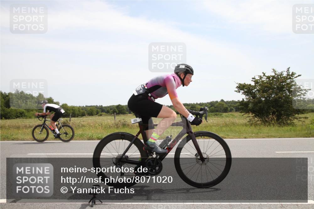 22.06.2025 - Viking Triathlon Yannick Fuchs http://msf.ph/oto/8071020 22.06.2025 12:23:21 Radfahren 224, 233, 405 meine-sportfotos.de
