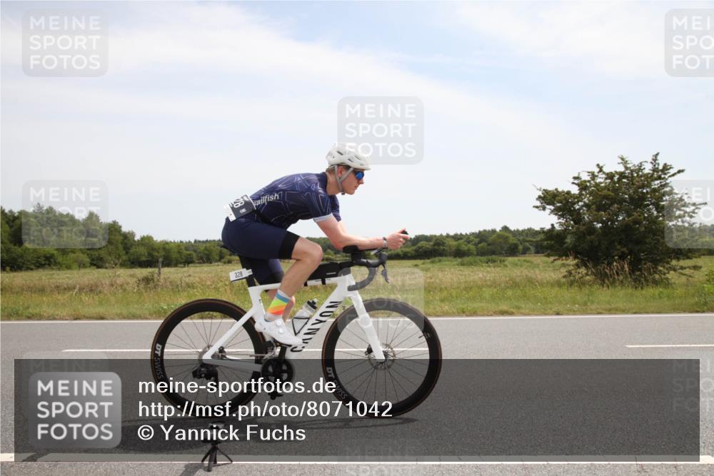 22.06.2025 - Viking Triathlon Yannick Fuchs http://msf.ph/oto/8071042 22.06.2025 12:23:41 Radfahren 42, 328, 443 meine-sportfotos.de