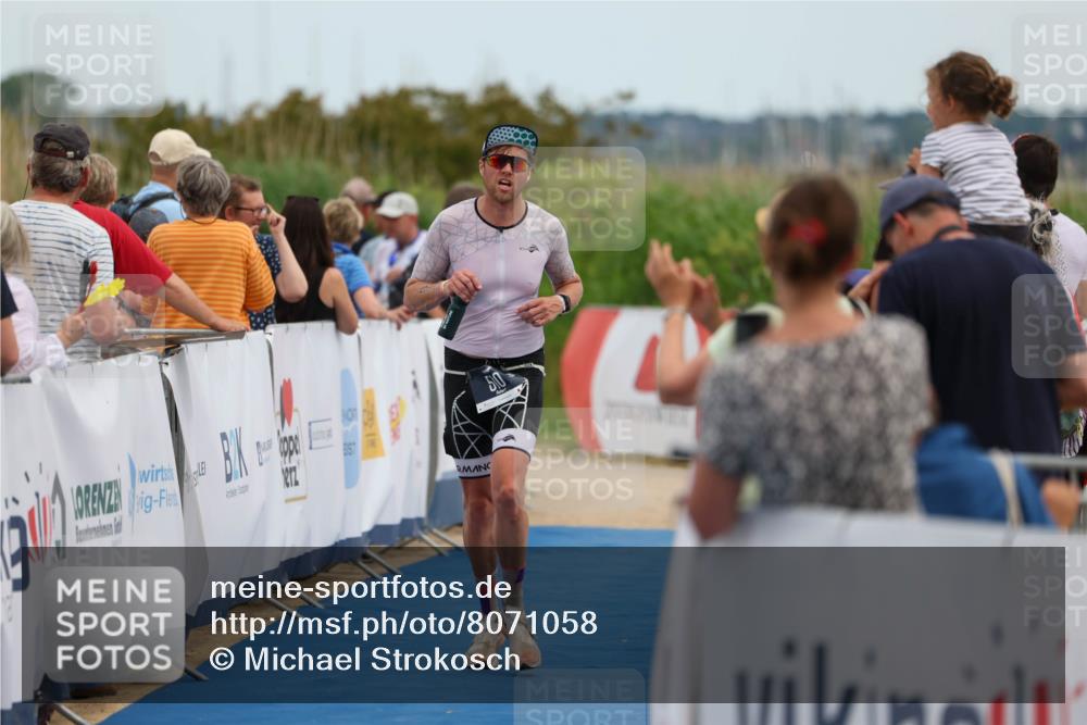22.06.2025 - Viking Triathlon Michael Strokosch http://msf.ph/oto/8071058 22.06.2025 15:00:57 Ziel 474, 510 meine-sportfotos.de