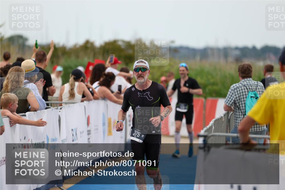 22.06.2025 - Viking Triathlon Michael Strokosch http://msf.ph/oto/8071091 22.06.2025 15:27:08 Ziel 375 meine-sportfotos.de