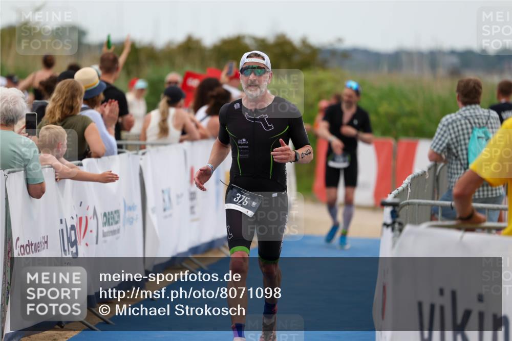 22.06.2025 - Viking Triathlon Michael Strokosch http://msf.ph/oto/8071098 22.06.2025 15:27:09 Ziel 375 meine-sportfotos.de