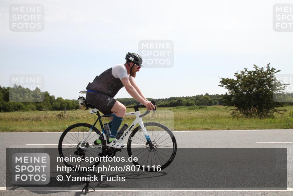 22.06.2025 - Viking Triathlon Yannick Fuchs http://msf.ph/oto/8071116 22.06.2025 11:47:00 Radfahren 48, 57, 116, 402, 640 meine-sportfotos.de