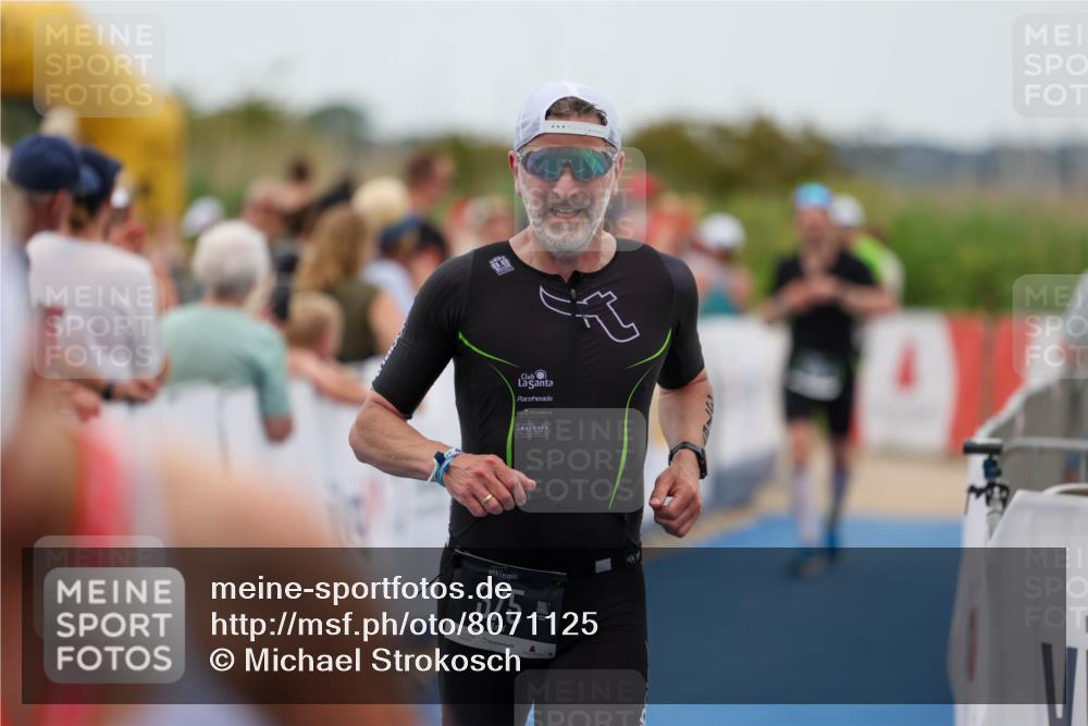 22.06.2025 - Viking Triathlon Michael Strokosch http://msf.ph/oto/8071125 22.06.2025 15:27:11 Ziel 370, 375 meine-sportfotos.de