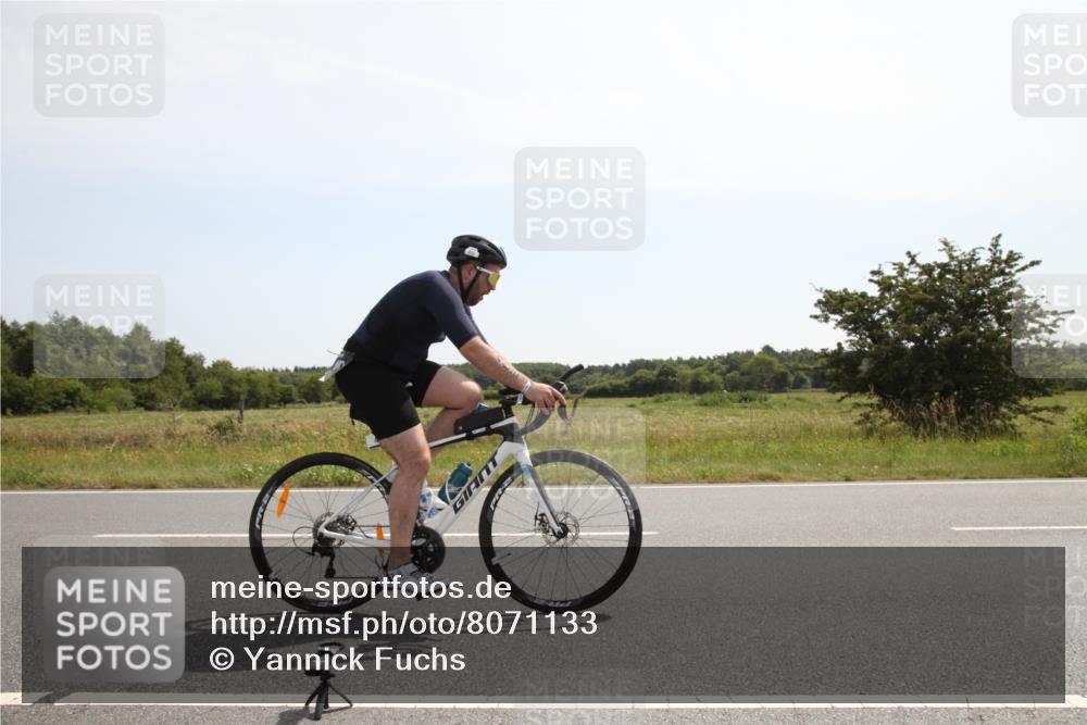 22.06.2025 - Viking Triathlon Yannick Fuchs http://msf.ph/oto/8071133 22.06.2025 11:47:03 Radfahren 48, 116, 402, 640 meine-sportfotos.de