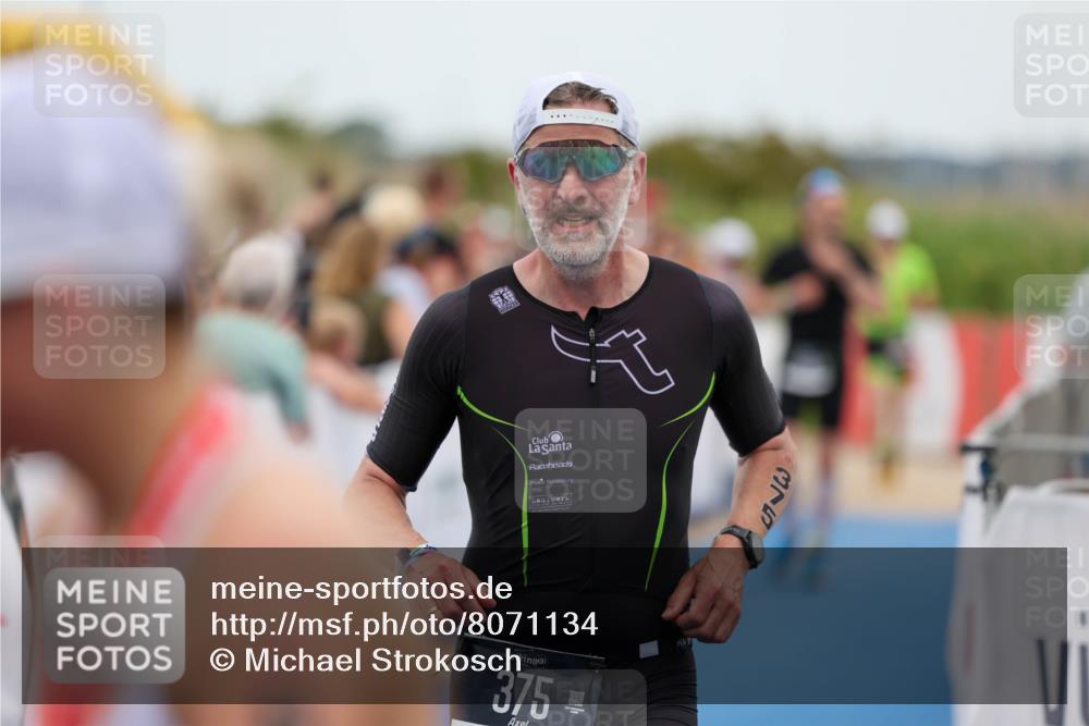 22.06.2025 - Viking Triathlon Michael Strokosch http://msf.ph/oto/8071134 22.06.2025 15:27:11 Ziel 370, 375 meine-sportfotos.de