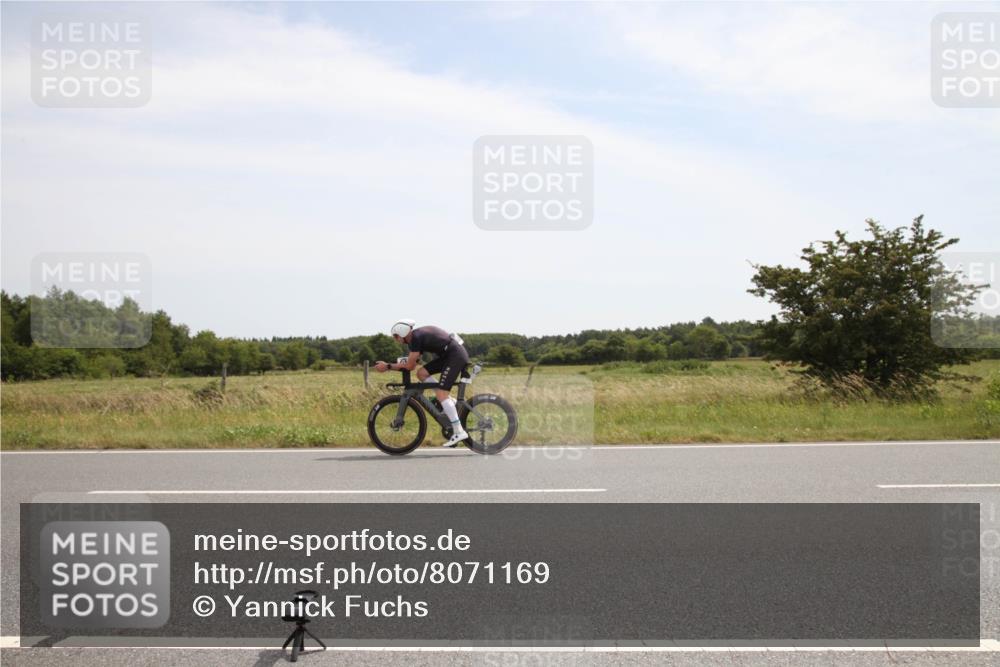 22.06.2025 - Viking Triathlon Yannick Fuchs http://msf.ph/oto/8071169 22.06.2025 12:24:45 Radfahren 38, 75, 122, 282, 607 meine-sportfotos.de