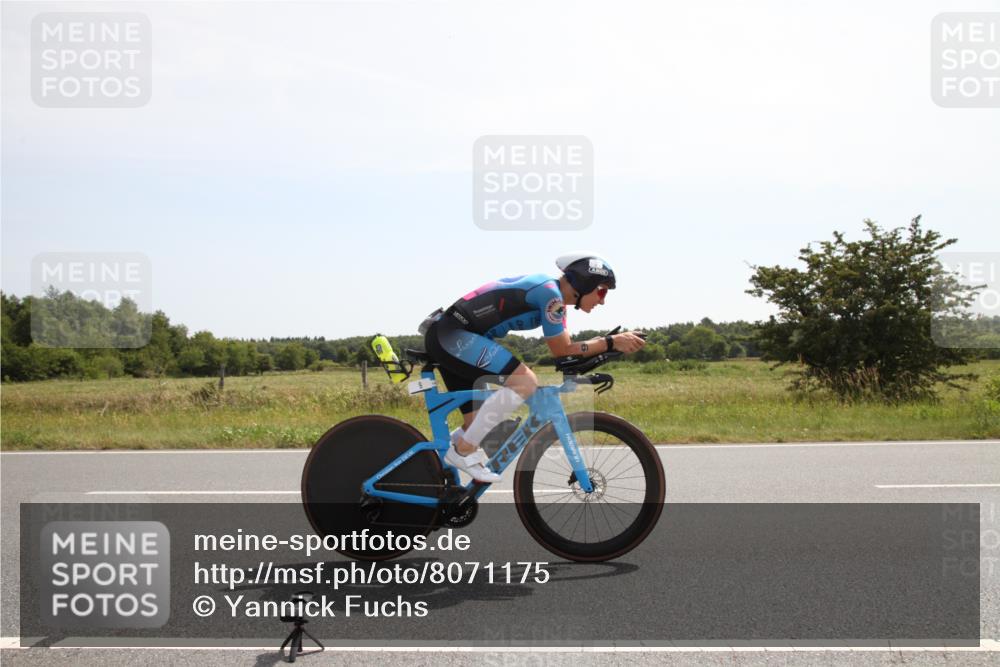 22.06.2025 - Viking Triathlon Yannick Fuchs http://msf.ph/oto/8071175 22.06.2025 11:47:20 Radfahren 9, 23, 61, 235 meine-sportfotos.de