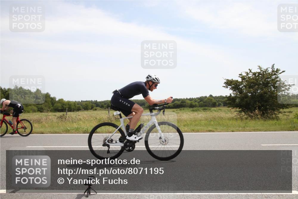 22.06.2025 - Viking Triathlon Yannick Fuchs http://msf.ph/oto/8071195 22.06.2025 12:24:54 Radfahren 50, 215, 225, 261, 343, 399, 410 meine-sportfotos.de