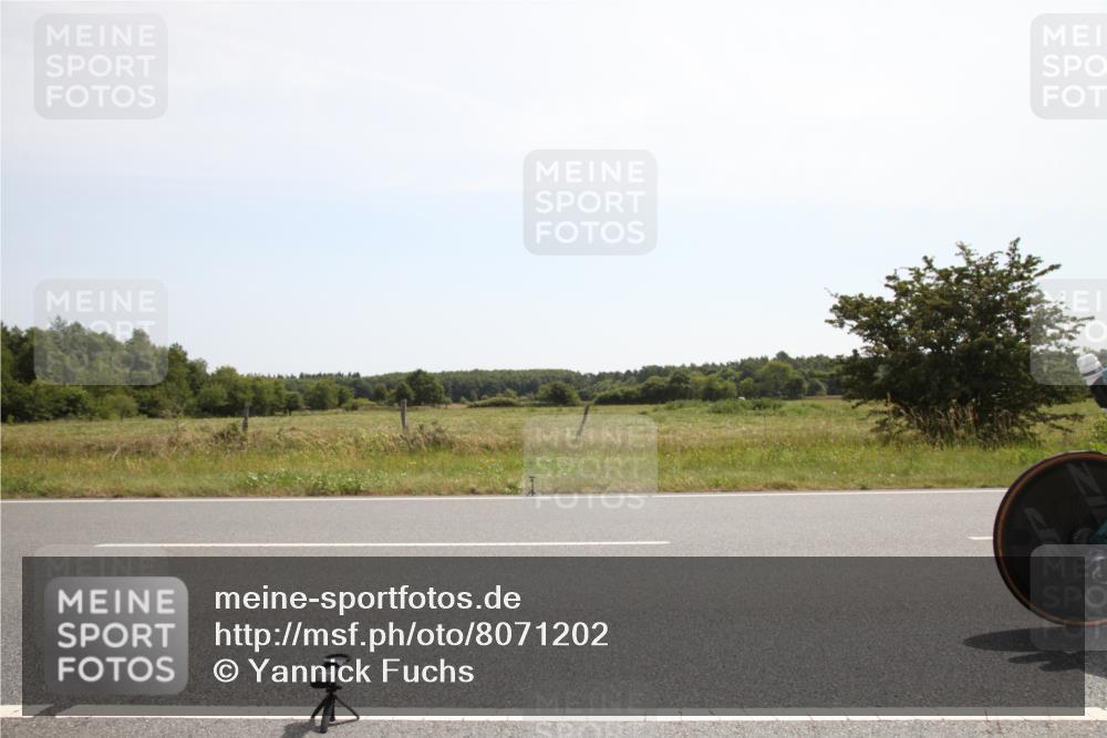 22.06.2025 - Viking Triathlon Yannick Fuchs http://msf.ph/oto/8071202 22.06.2025 11:47:34 Radfahren 15, 422, 659 meine-sportfotos.de