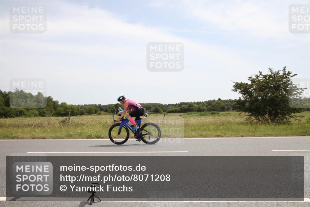 22.06.2025 - Viking Triathlon Yannick Fuchs http://msf.ph/oto/8071208 22.06.2025 12:24:59 Radfahren 215, 300, 410 meine-sportfotos.de