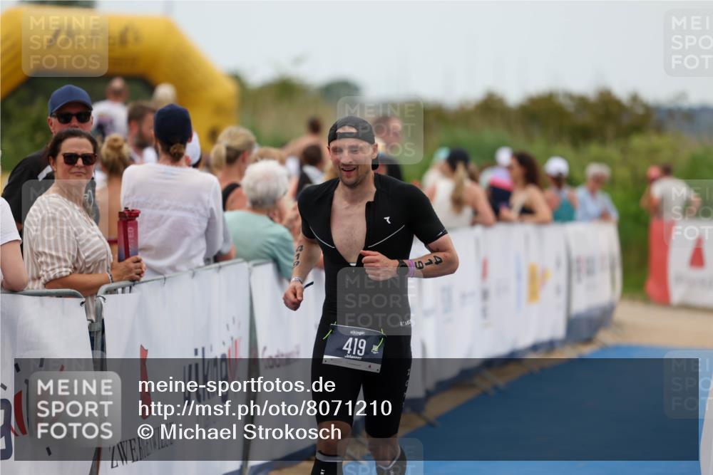 22.06.2025 - Viking Triathlon Michael Strokosch http://msf.ph/oto/8071210 22.06.2025 15:27:47 Ziel 419 meine-sportfotos.de