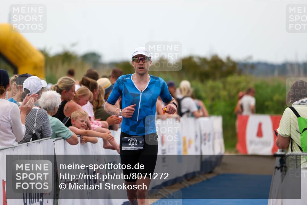 22.06.2025 - Viking Triathlon Michael Strokosch http://msf.ph/oto/8071272 22.06.2025 15:28:30 Ziel 157, 350 meine-sportfotos.de