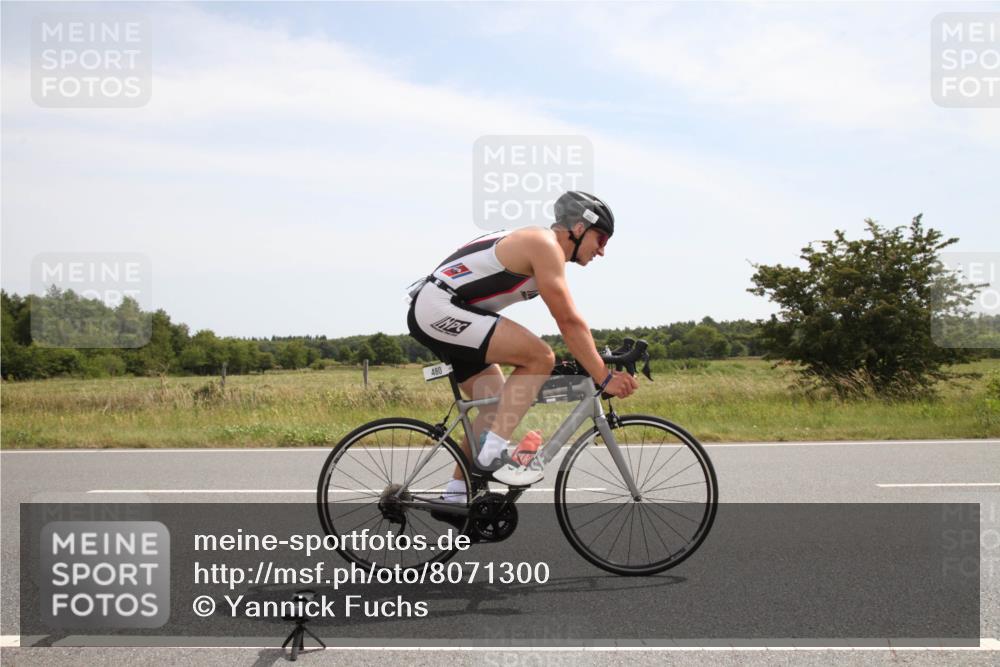 22.06.2025 - Viking Triathlon Yannick Fuchs http://msf.ph/oto/8071300 22.06.2025 12:25:39 Radfahren 134, 299, 323, 480 meine-sportfotos.de
