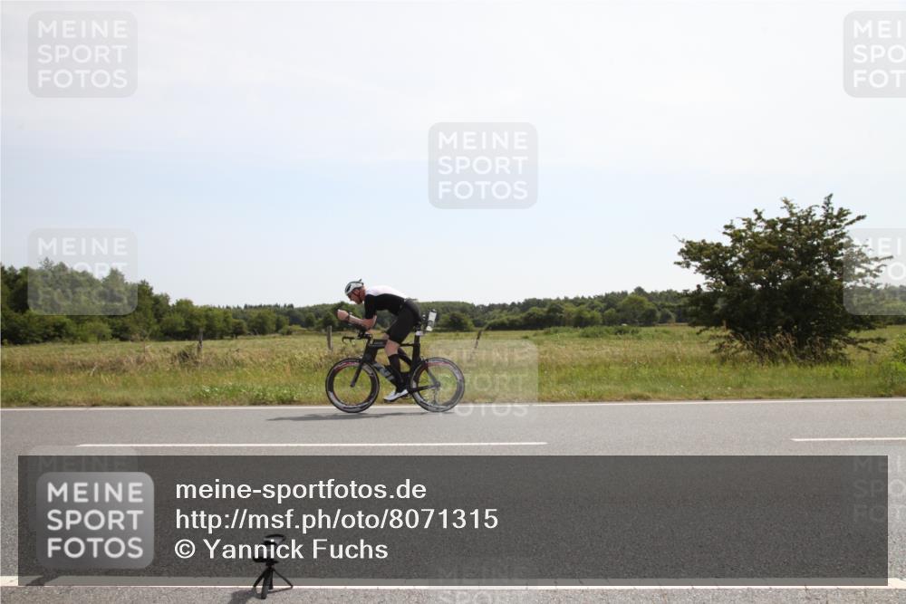 22.06.2025 - Viking Triathlon Yannick Fuchs http://msf.ph/oto/8071315 22.06.2025 11:48:35 Radfahren 78, 93, 172, 314, 337, 389, 394, 427, 652 meine-sportfotos.de