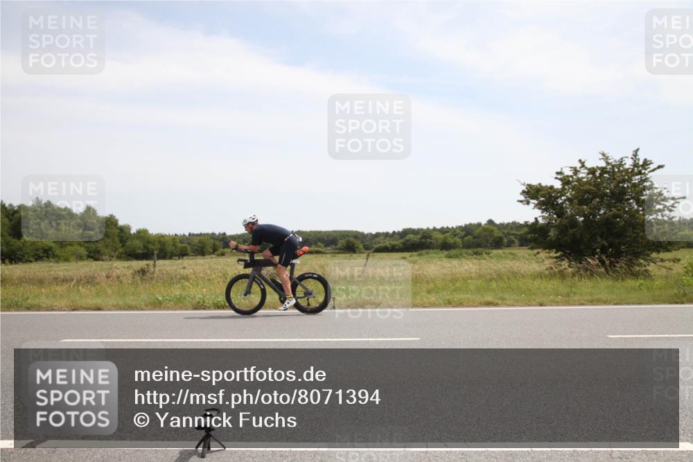 22.06.2025 - Viking Triathlon Yannick Fuchs http://msf.ph/oto/8071394 22.06.2025 12:26:32 Radfahren 456, 518 meine-sportfotos.de