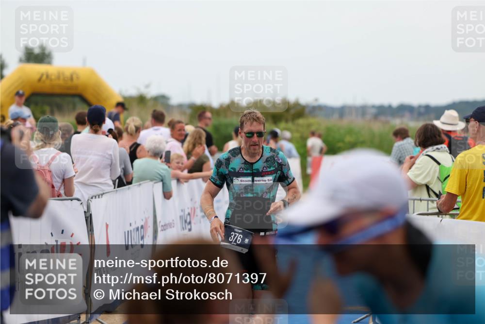 22.06.2025 - Viking Triathlon Michael Strokosch http://msf.ph/oto/8071397 22.06.2025 15:29:22 Ziel 376 meine-sportfotos.de