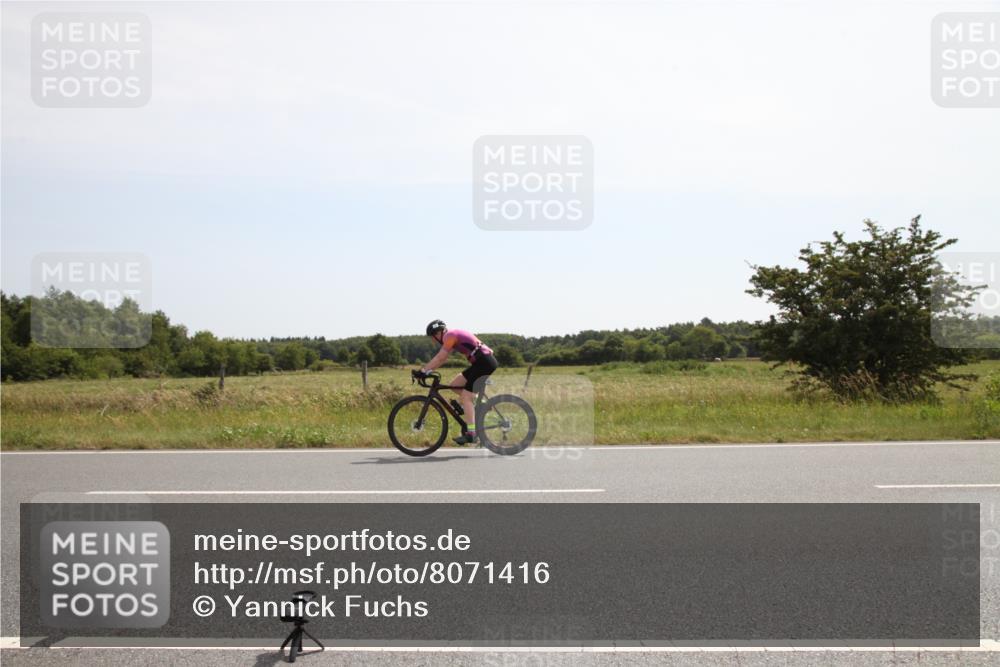 22.06.2025 - Viking Triathlon Yannick Fuchs http://msf.ph/oto/8071416 22.06.2025 11:49:20 Radfahren 405, 433, 634 meine-sportfotos.de