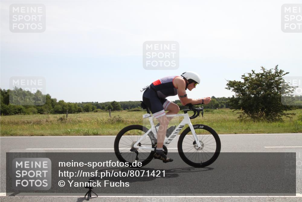22.06.2025 - Viking Triathlon Yannick Fuchs http://msf.ph/oto/8071421 22.06.2025 11:49:30 Radfahren 420 meine-sportfotos.de