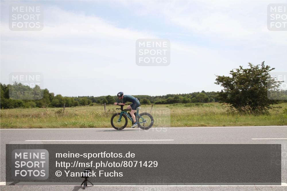 22.06.2025 - Viking Triathlon Yannick Fuchs http://msf.ph/oto/8071429 22.06.2025 12:26:55 Radfahren 68, 161, 550, 556, 652 meine-sportfotos.de